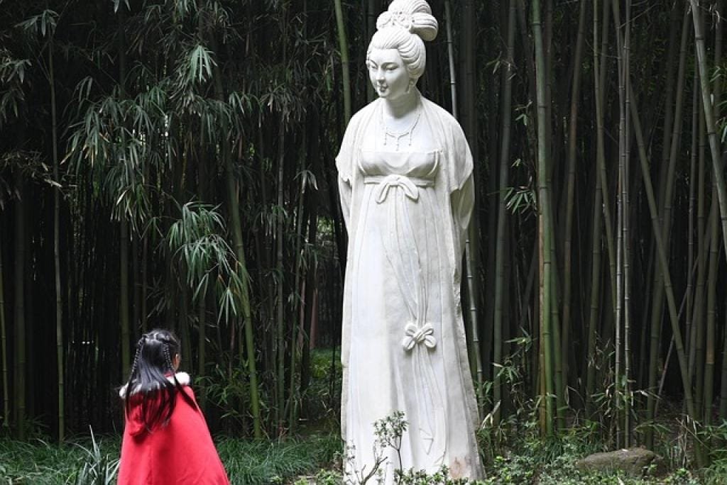 17708552455231nNmJyZcumK inpost image